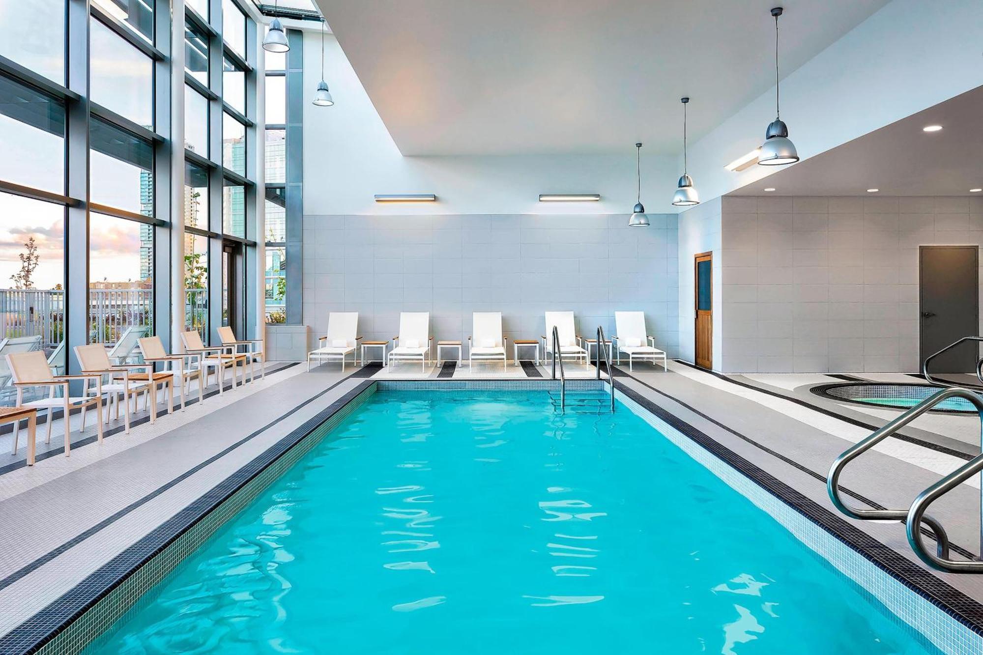 Element By Westin Vancouver Metrotown Бернабі Екстер'єр фото