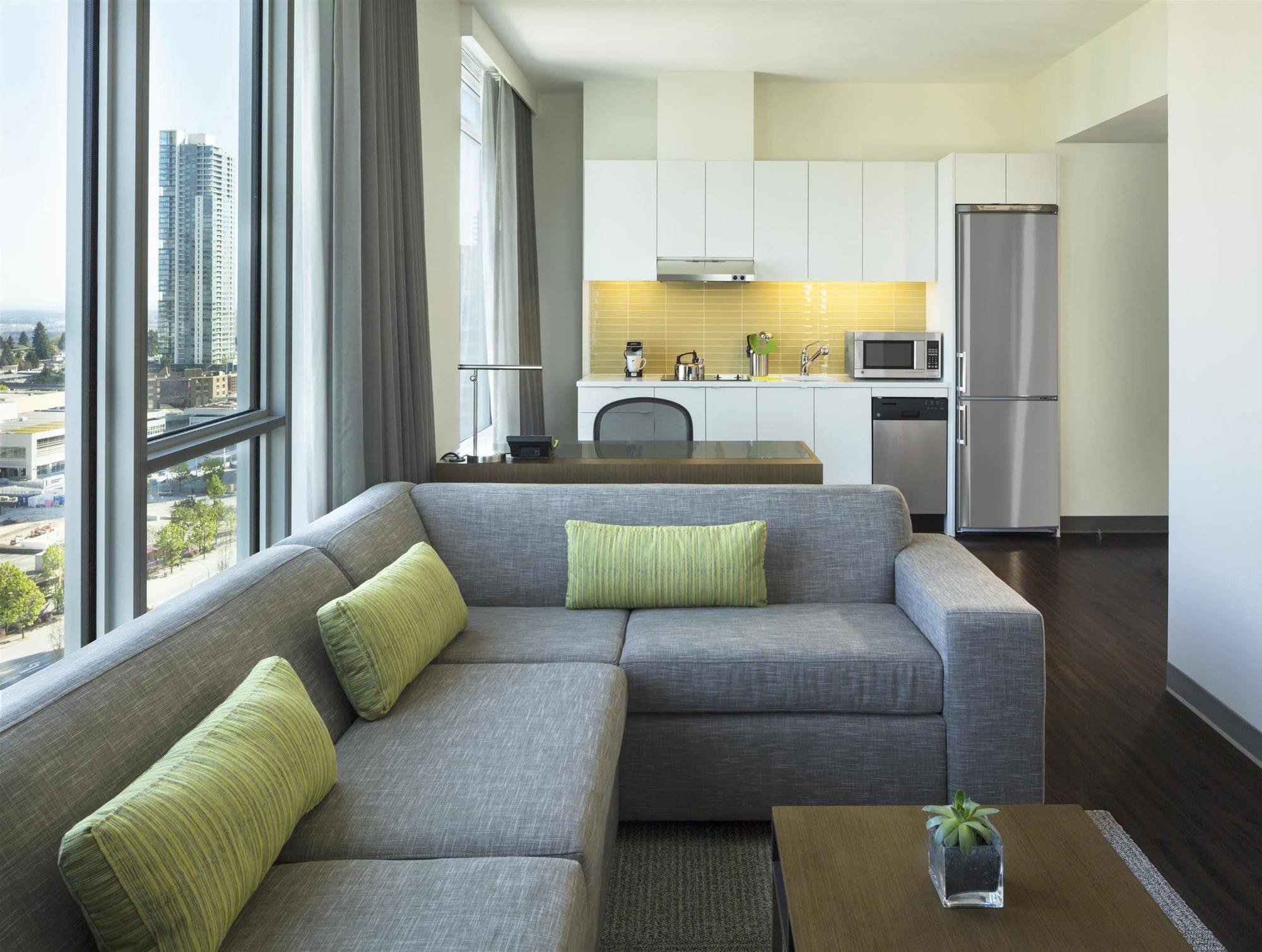 Element By Westin Vancouver Metrotown Бернабі Екстер'єр фото